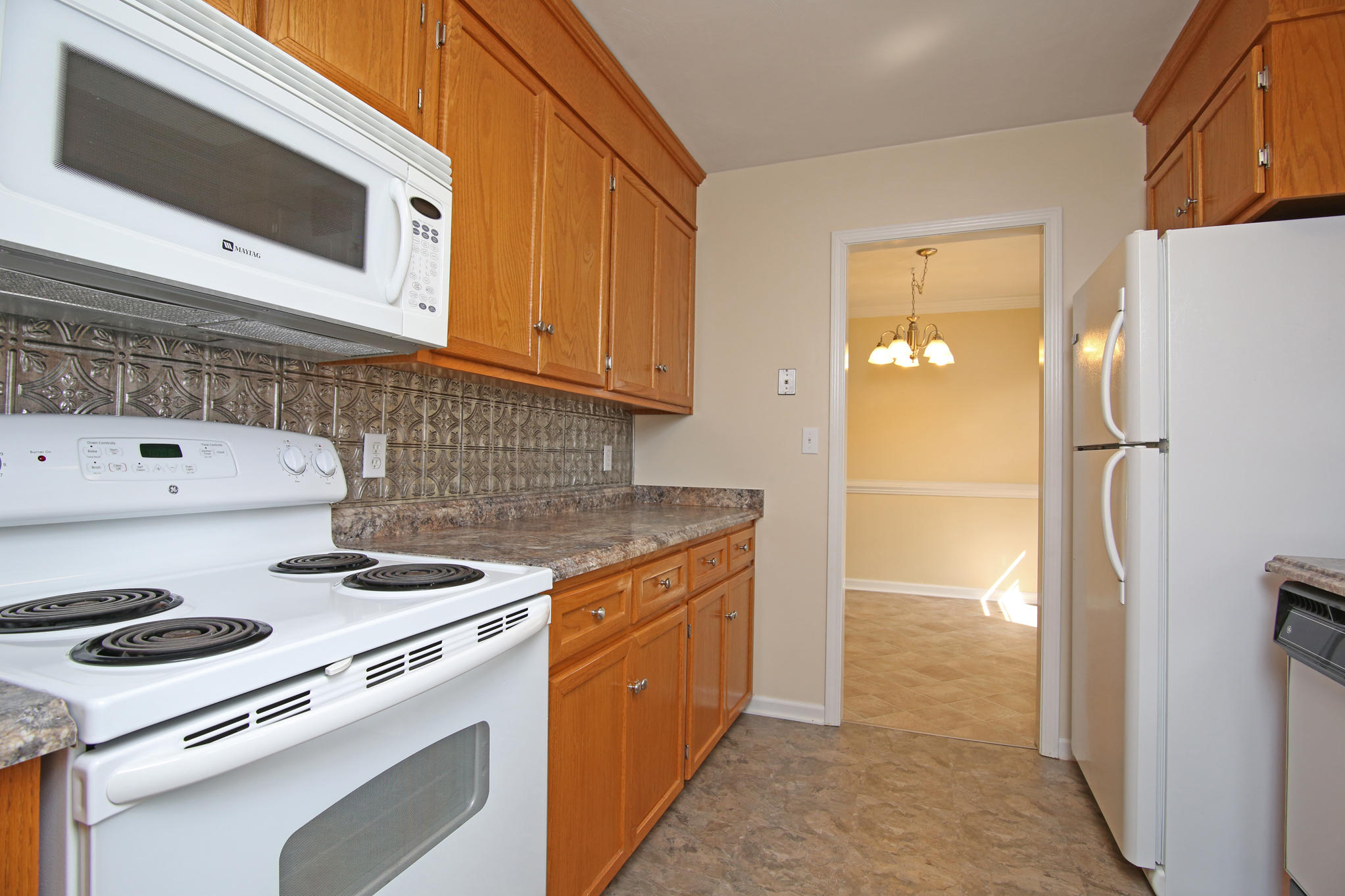 1060 Kessler Mill Road Salem, VA 24153 - Photo 9 of 45 DGA_5648