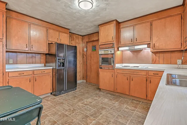 $235,000 | 420 Terry Drive, Bristol, VA 24201