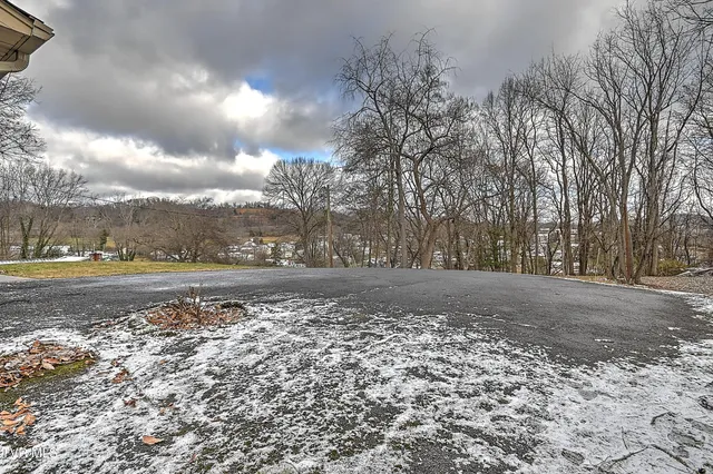 $235,000 | 420 Terry Drive, Bristol, VA 24201