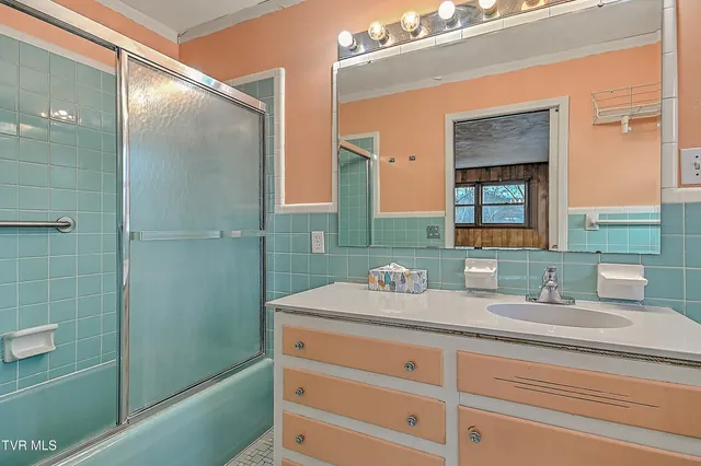 $235,000 | 420 Terry Drive, Bristol, VA 24201