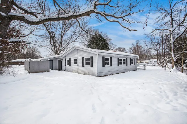 $189,900 | 135 North Lindow Drive, Battle Creek, MI 49037