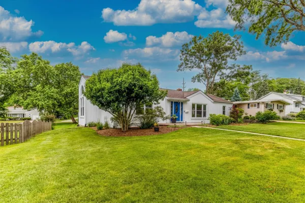 $669,900 | 310 South Summit Street, Wheaton, IL 60187