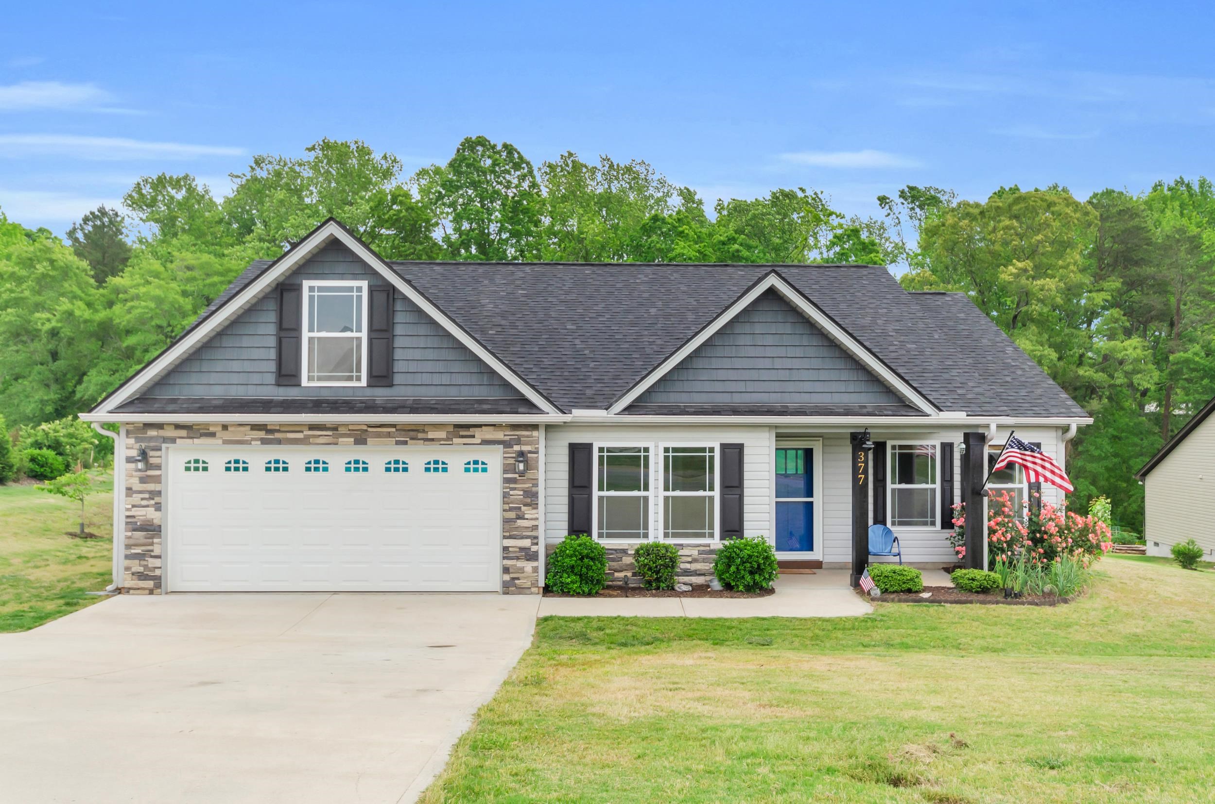 377 Danleigh Way Inman, SC 29349 - Photo 1 of 39
