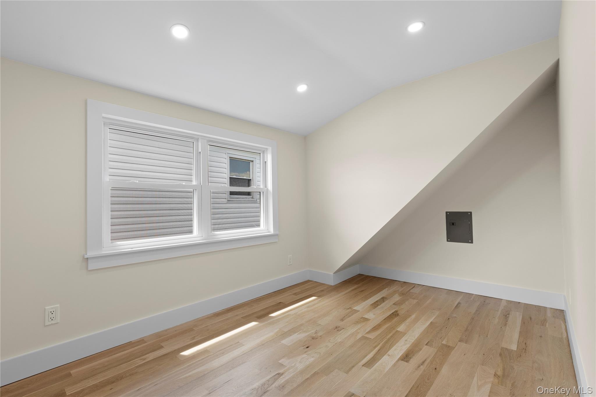 55 Alhambra Road Massapequa, NY 11758 - Photo 25 of 49 Gallery Image 25