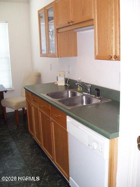 4523 Sagedale Drive, Unit 303 Wilmington, NC 28405 - Photo 14 of 25 Kitchen 3