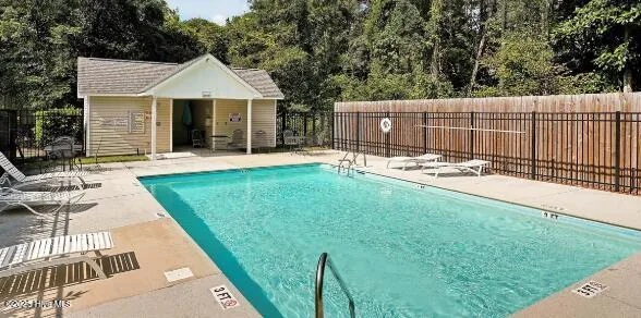 $1,700 | 4523 Sagedale Drive, Unit 303, Wilmington, NC 28405