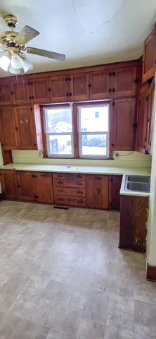 $90,000 | 319 North Washington Street, Viola, WI 54664