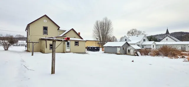 $90,000 | 319 North Washington Street, Viola, WI 54664