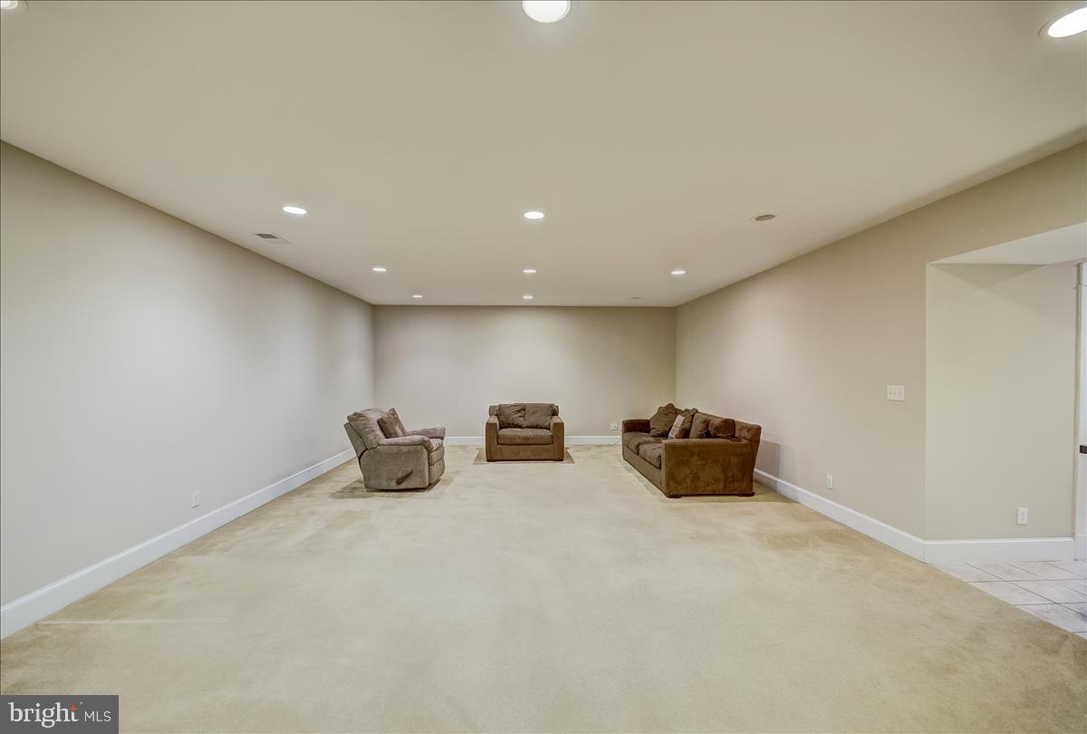 1812 MacArthur Drive McLean, VA 22101 - Photo 26 of 51