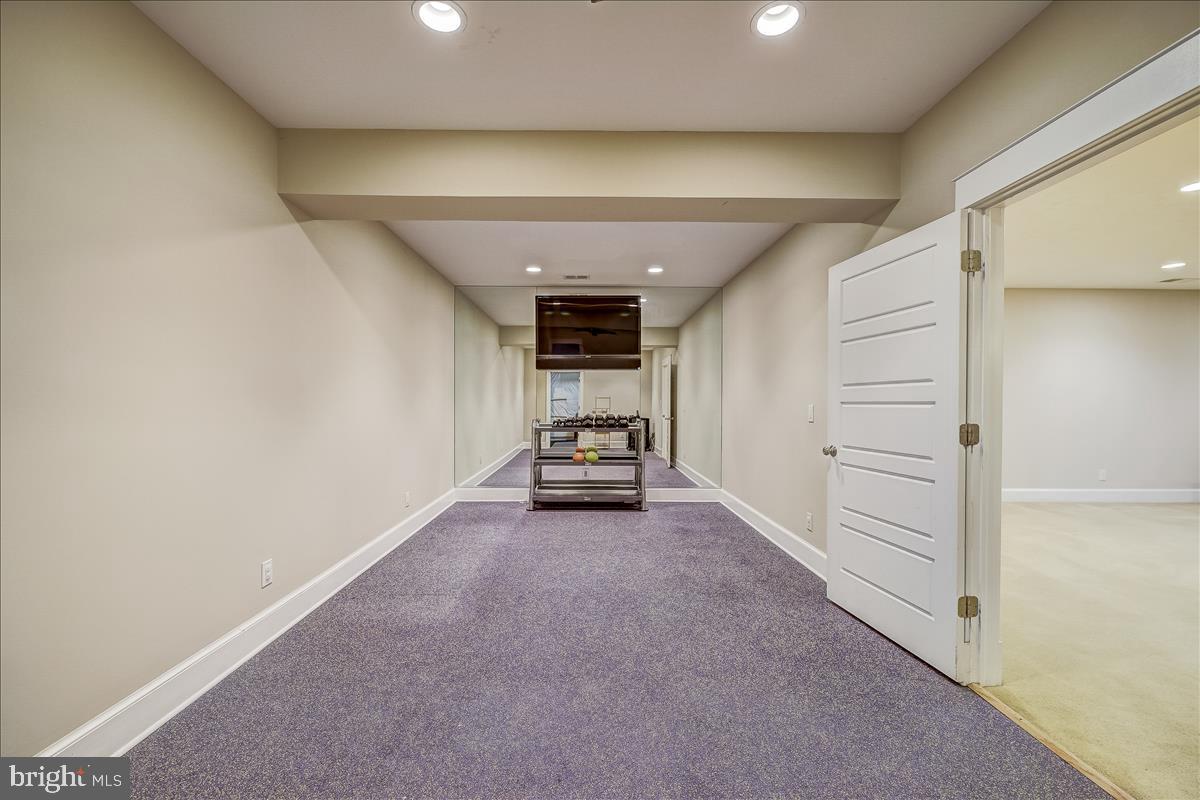 1812 MacArthur Drive McLean, VA 22101 - Photo 28 of 51