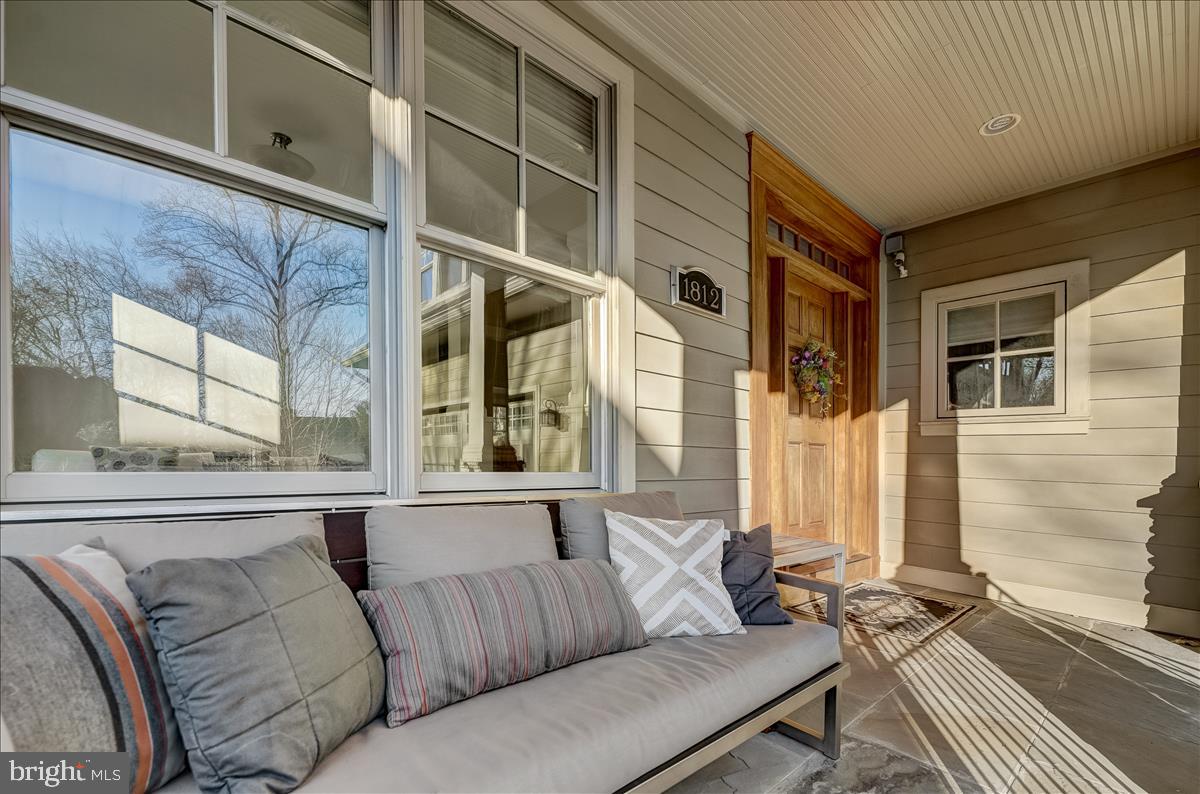 1812 MacArthur Drive McLean, VA 22101 - Photo 4 of 51