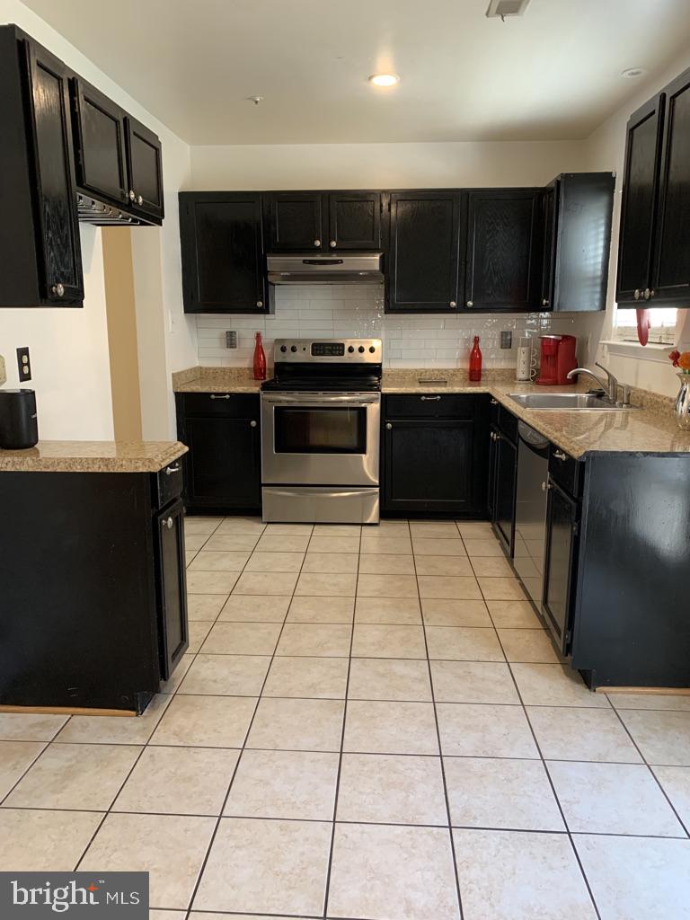 8823 Ritchboro Road District Heights, MD 20747 - Photo 12 of 35