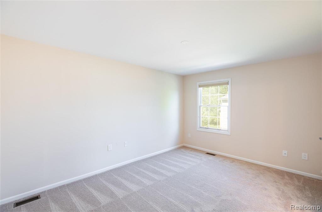 48286 Antique Road Canton, MI 48187 - Photo 37 of 45
