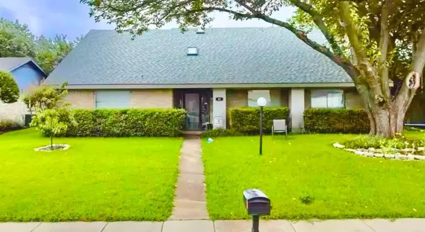 $2,850 | 42 Merrie Circle, Richardson, TX 75081