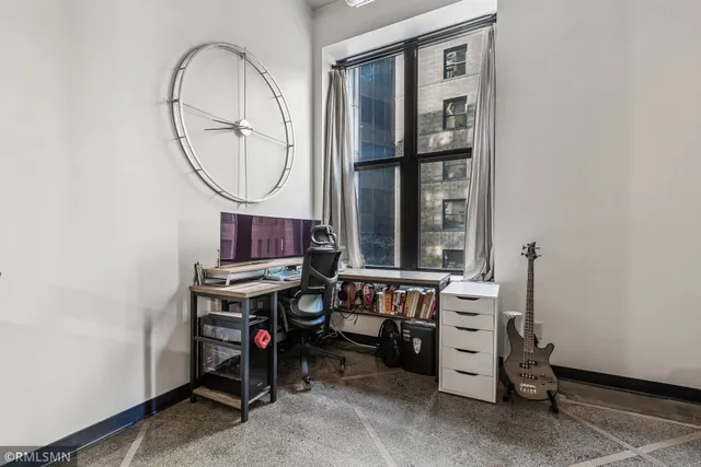 $142,000 | 350 St Peter Street, Unit 504, St. Paul, MN 55102