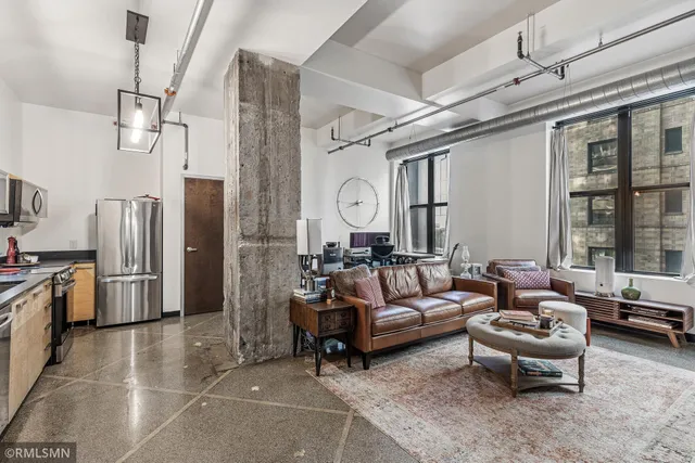 $142,000 | 350 St Peter Street, Unit 504, St. Paul, MN 55102