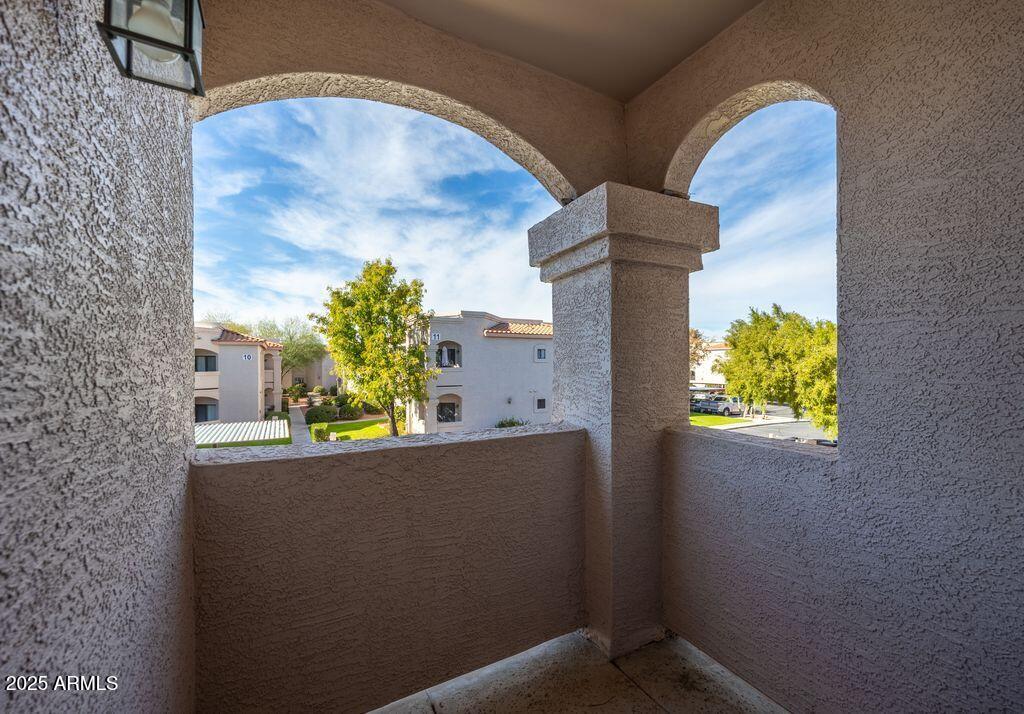9151 West Greenway Road, Unit 273 Peoria, AZ 85381 - Photo 19 of 24 a close view of door lock