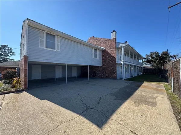 $1,650 | 3106 Laplace Street, Chalmette, LA 70043