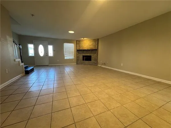 $1,650 | 3106 Laplace Street, Chalmette, LA 70043