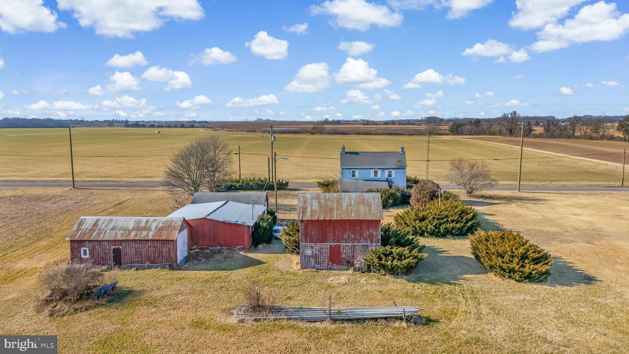 321 Jones Island Road Cedarville, NJ 08311 - Photo 5 of 39 a view of a terrace with sitting space