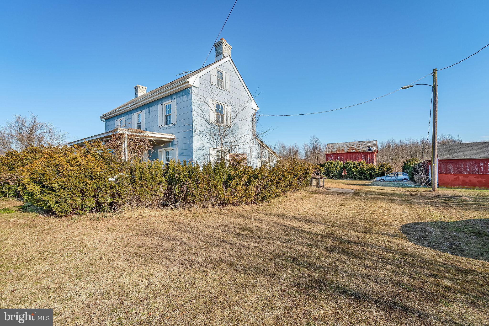321 Jones Island Road Cedarville, NJ 08311 - Photo 10 of 39 a view of a house with a yard