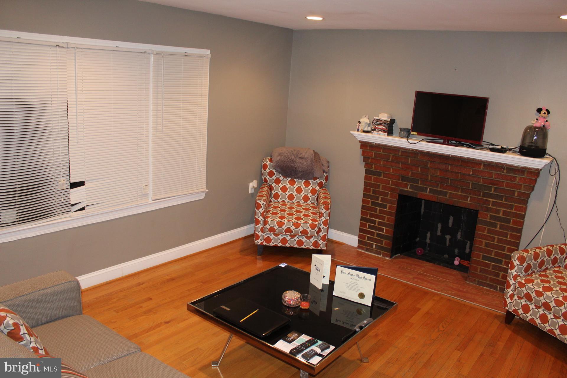 5306 Brinkley Road Temple Hills, MD 20748 - Photo 6 of 18 Living Room