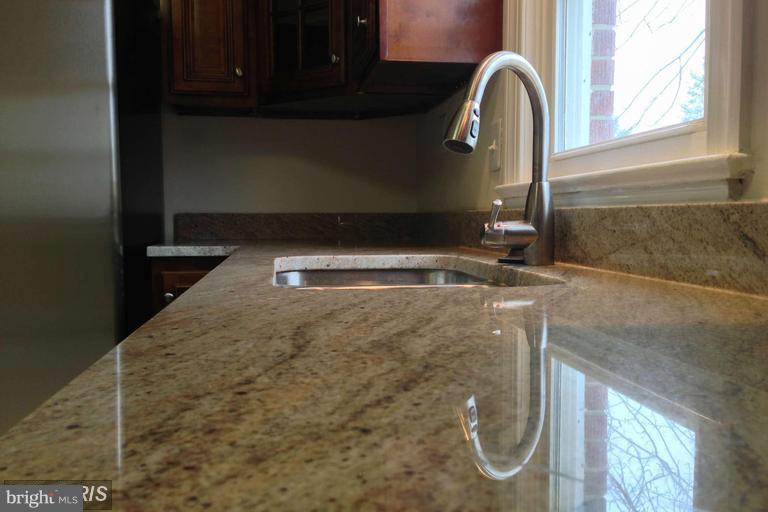 5306 Brinkley Road Temple Hills, MD 20748 - Photo 10 of 18 Kitchen