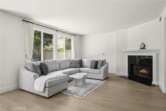 $2,350,000 | 37 Pheasant Creek, Irvine, CA 92618