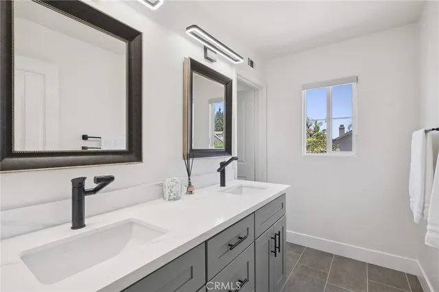 $2,350,000 | 37 Pheasant Creek, Irvine, CA 92618