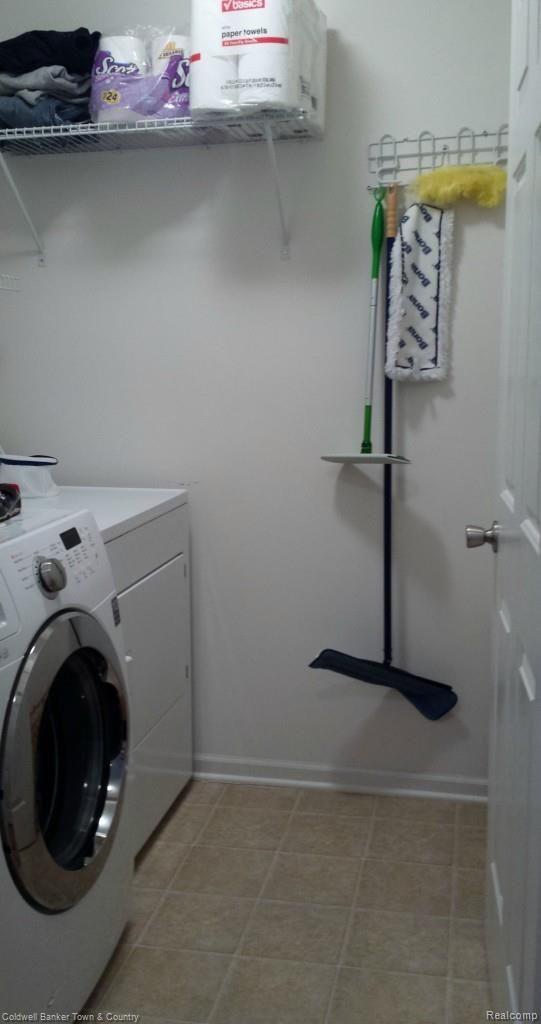 4726 Summer Ridge Drive, Unit 32 Howell, MI 48843 - Photo 23 of 27 Laundry Room_4726 Summer Ridge.jpg