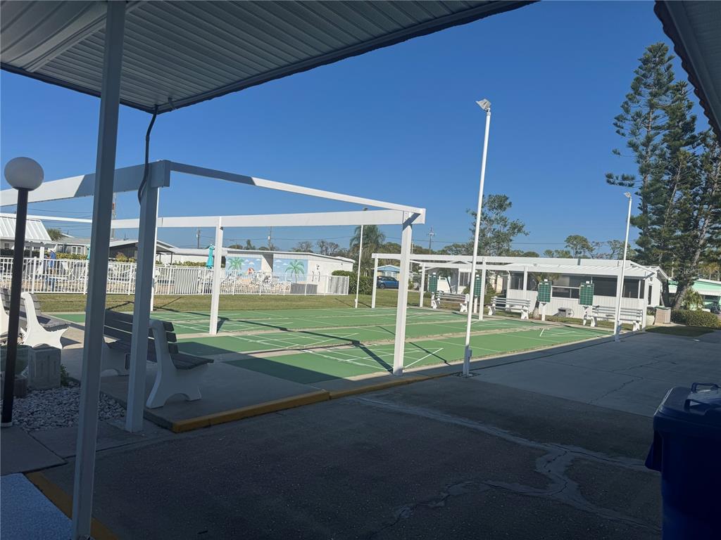 61 5th Avenue Venice, FL 34285 - Photo 28 of 35 a view of a house with backyard and porch