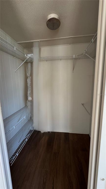 61 5th Avenue Venice, FL 34285 - Photo 10 of 35 a view of walk in closet