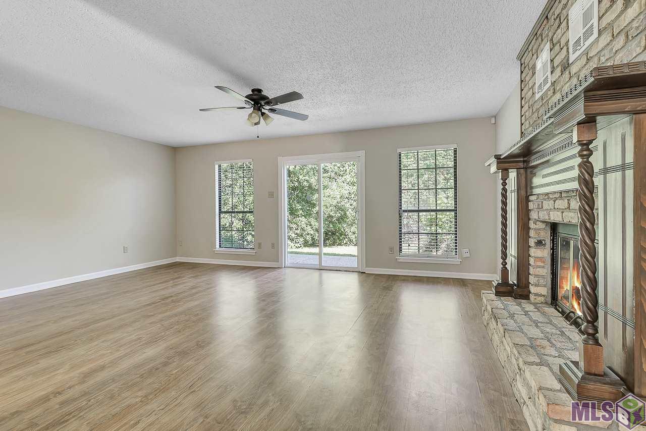 9373 Fox Run Avenue Baton Rouge, LA 70808 - Photo 3 of 15 Gallery Image 3
