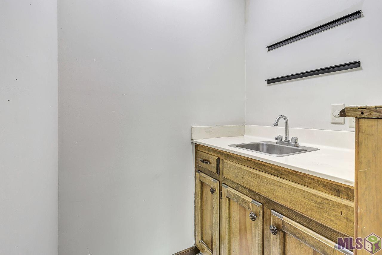 9373 Fox Run Avenue Baton Rouge, LA 70808 - Photo 6 of 15 Gallery Image 6