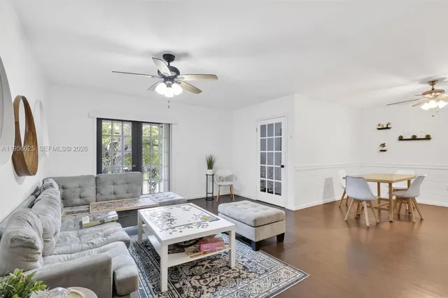 $2,800,000 | 4855 University Drive, Unit 4855, Coral Gables, FL 33146