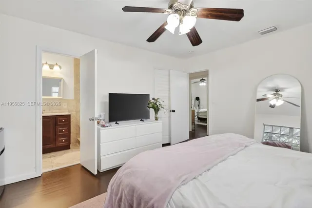 $2,800,000 | 4855 University Drive, Unit 4855, Coral Gables, FL 33146