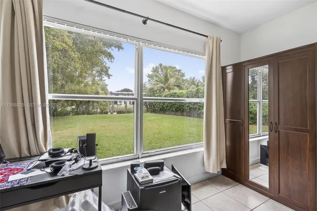 $2,800,000 | 4855 University Drive, Unit 4855, Coral Gables, FL 33146