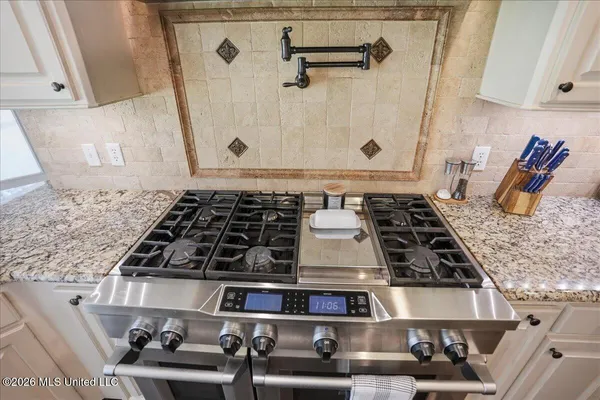 $549,900 | 206 Pioneer Hl Drive, Carthage, MS 39051