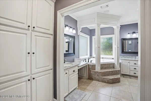 $549,900 | 206 Pioneer Hl Drive, Carthage, MS 39051