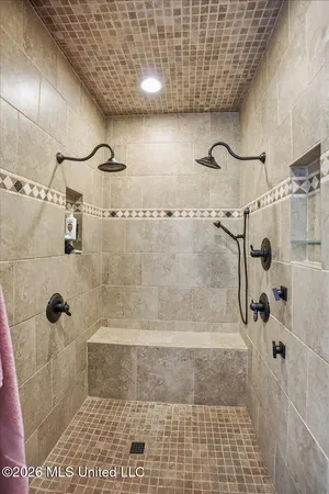 $549,900 | 206 Pioneer Hl Drive, Carthage, MS 39051