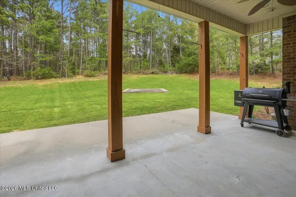 $549,900 | 206 Pioneer Hl Drive, Carthage, MS 39051