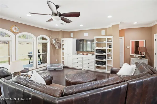 $549,900 | 206 Pioneer Hl Drive, Carthage, MS 39051