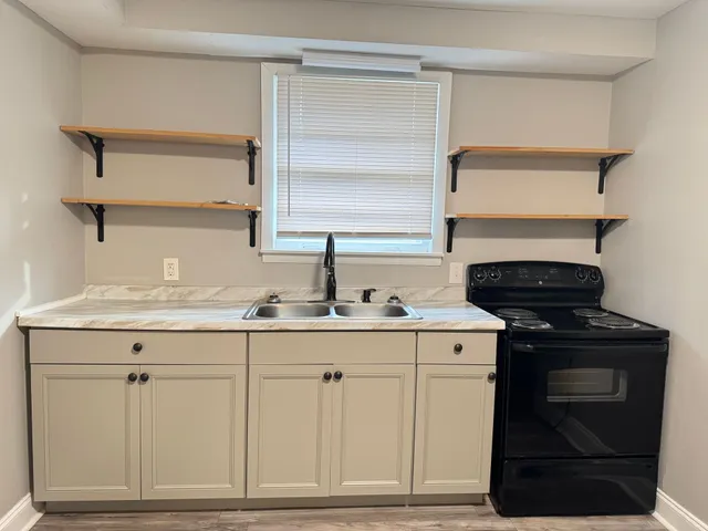 $875 | 462 Circle Drive, Unit 462, Clarksville, TN 37043