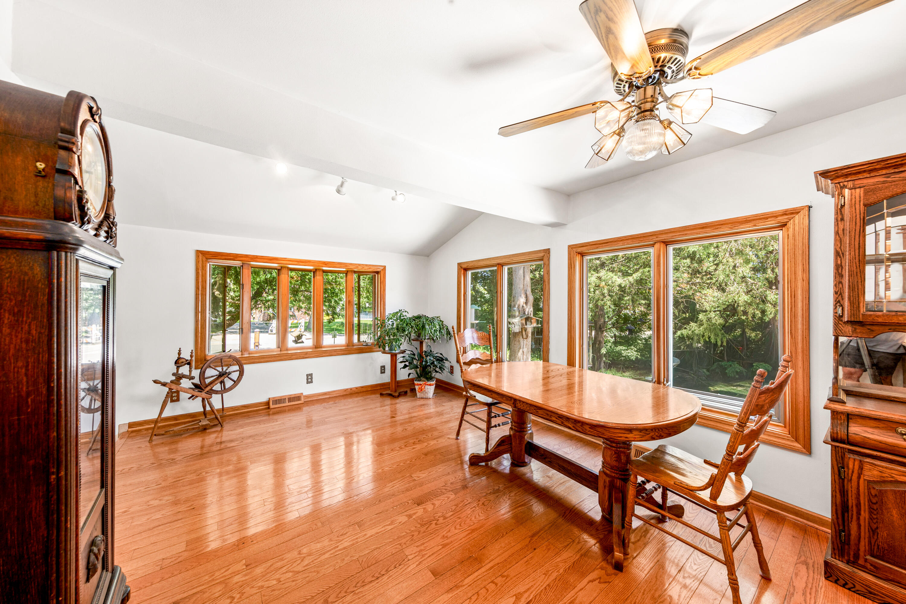 1538 3rd Street Delafield, WI 53018 - Photo 6 of 50 1538 3rd St-13
