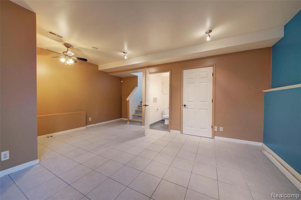 1242 Labrosse Street Detroit, MI 48226 - Photo 45 of 55
