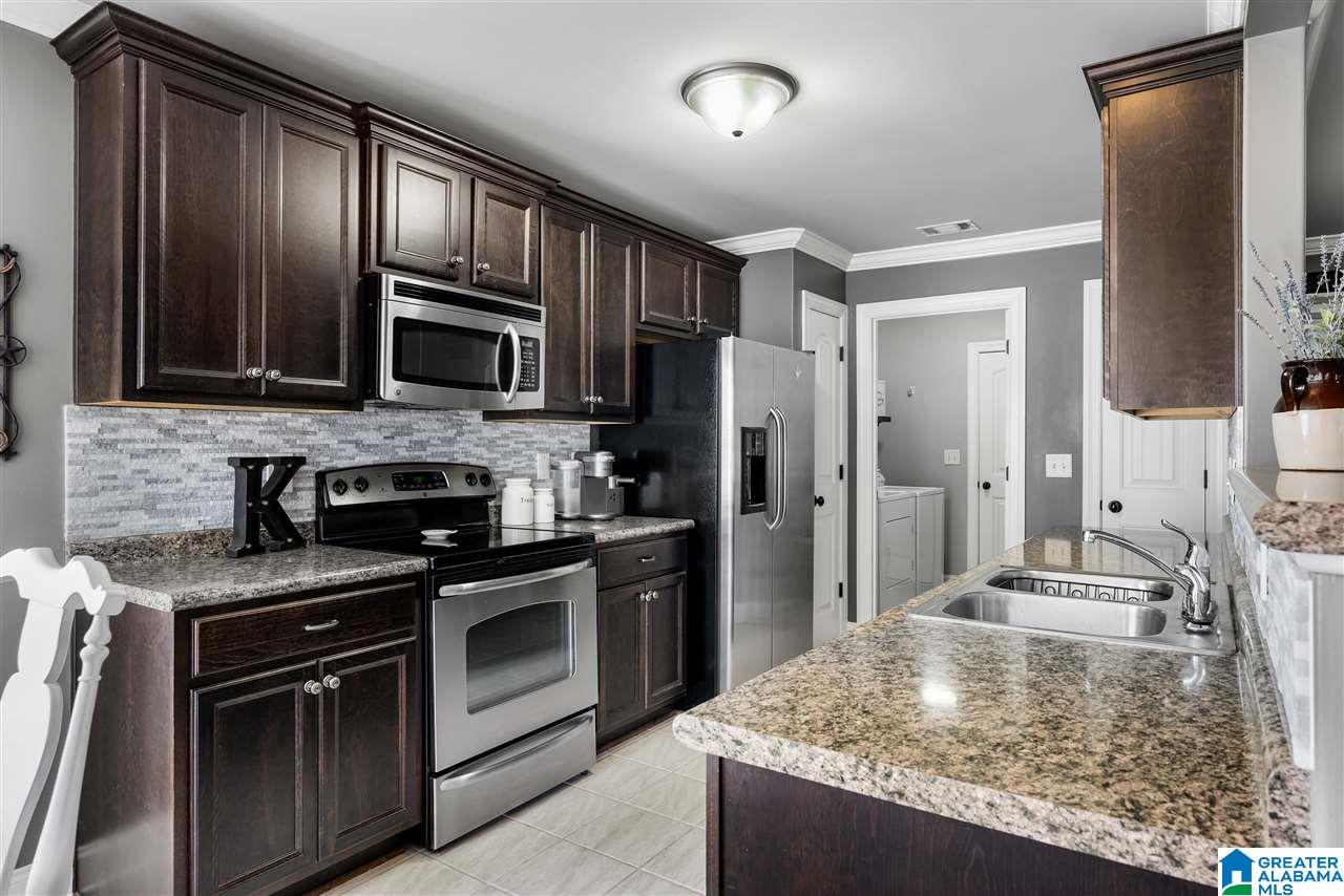 205 Falling Waters Way Alabaster, AL 35114 - Photo 15 of 29