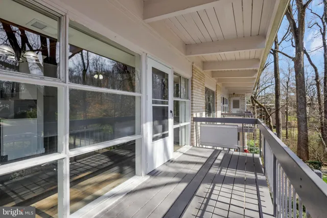 $1,850 | 7758 Donnybrook Court, Unit 201, Annandale, VA 22003