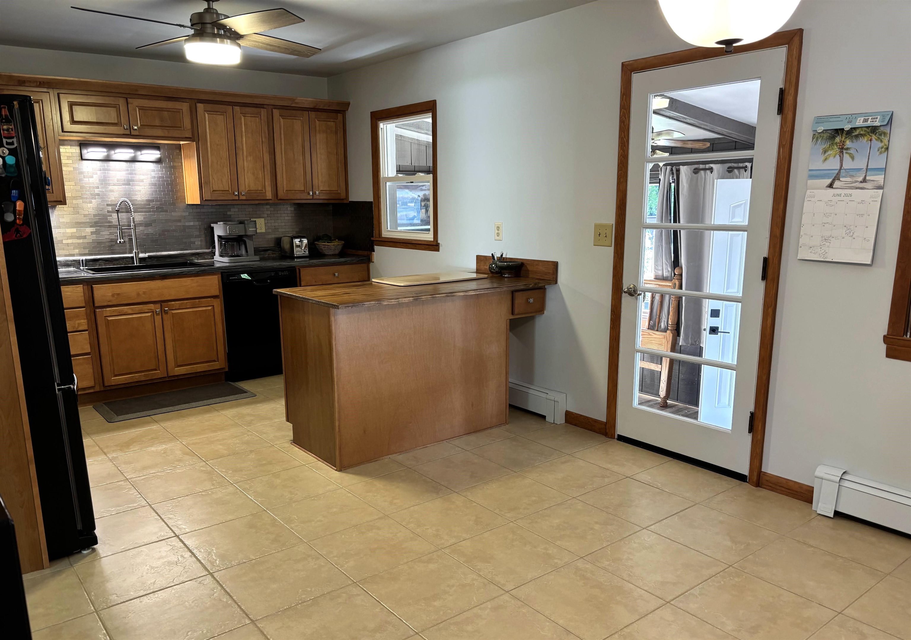 1851 Cleveland Street Beloit, WI 53511 - Photo 8 of 24