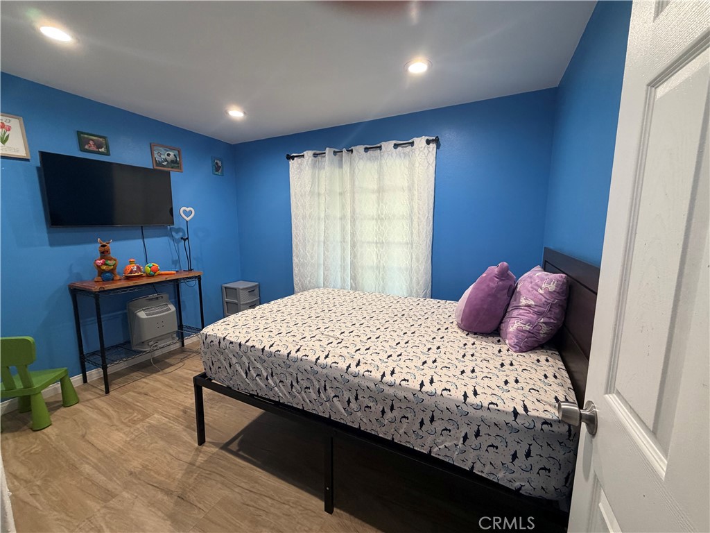 7235 Fiesta Avenue Riverside, CA 92504 - Photo 8 of 13 bedroom 1