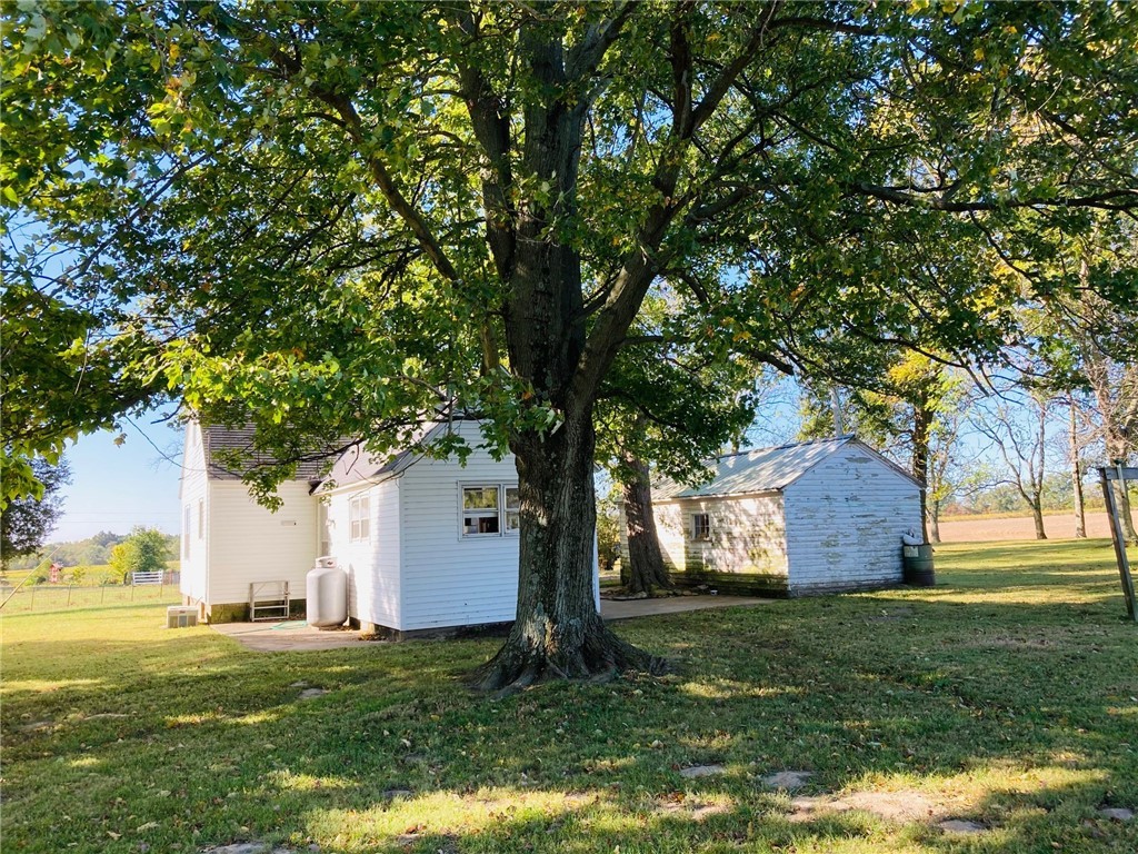 367 County Highway Xenia, IL 62899 - Photo 5 of 29